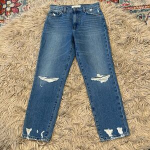 Current Elliott distressed jeans size 25